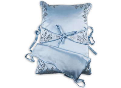 Brit Pillow - "May the angel who has delivered me.."